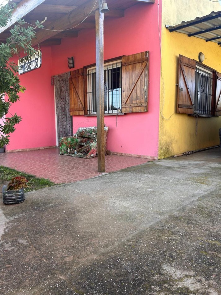 Casa sola en lote con quincho